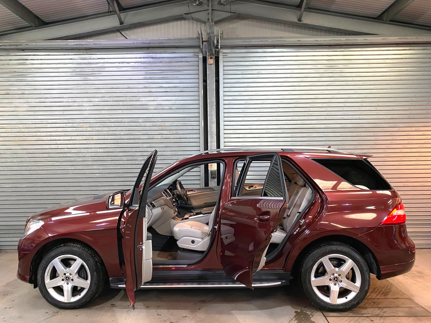 Used Mercedes-Benz M Class 2014 for sale - 76748299: Photo 9