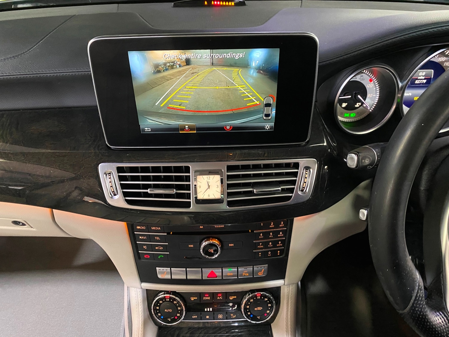 Used Mercedes-Benz CLS 2015 for sale - 76931786: Photo 12