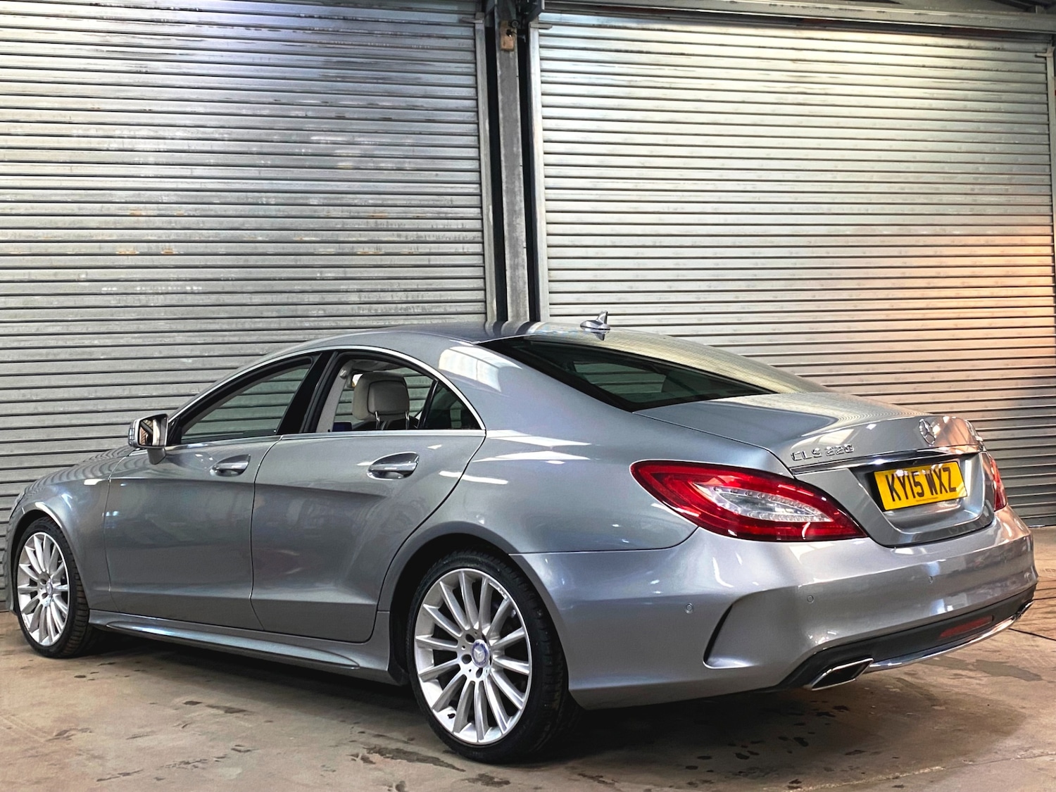 Used Mercedes-Benz CLS 2015 for sale - 76931786: Photo 5