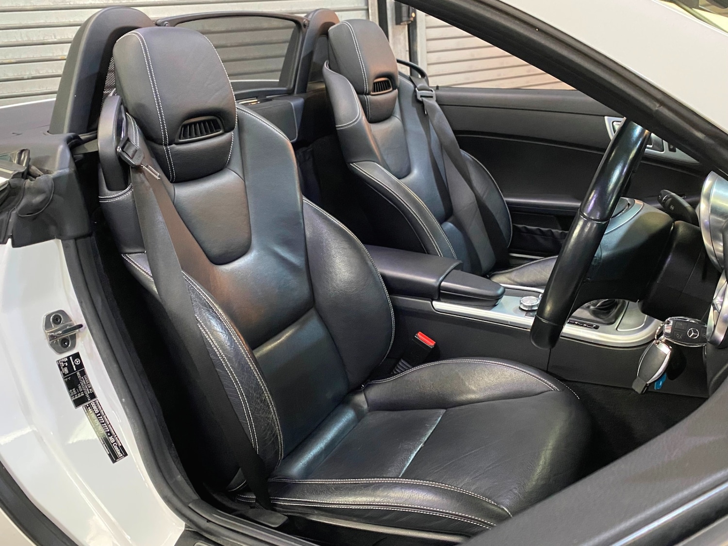 Used Mercedes-Benz SLK 2014 for sale - 76663623: Photo 10