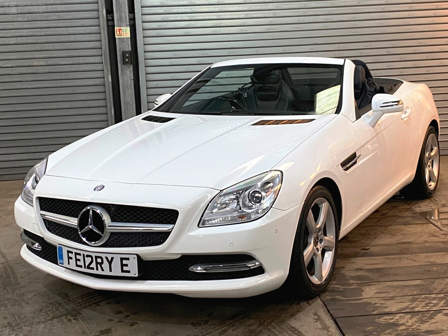 Used Mercedes-Benz SLK 2014 for sale - 76663623: Photo 3