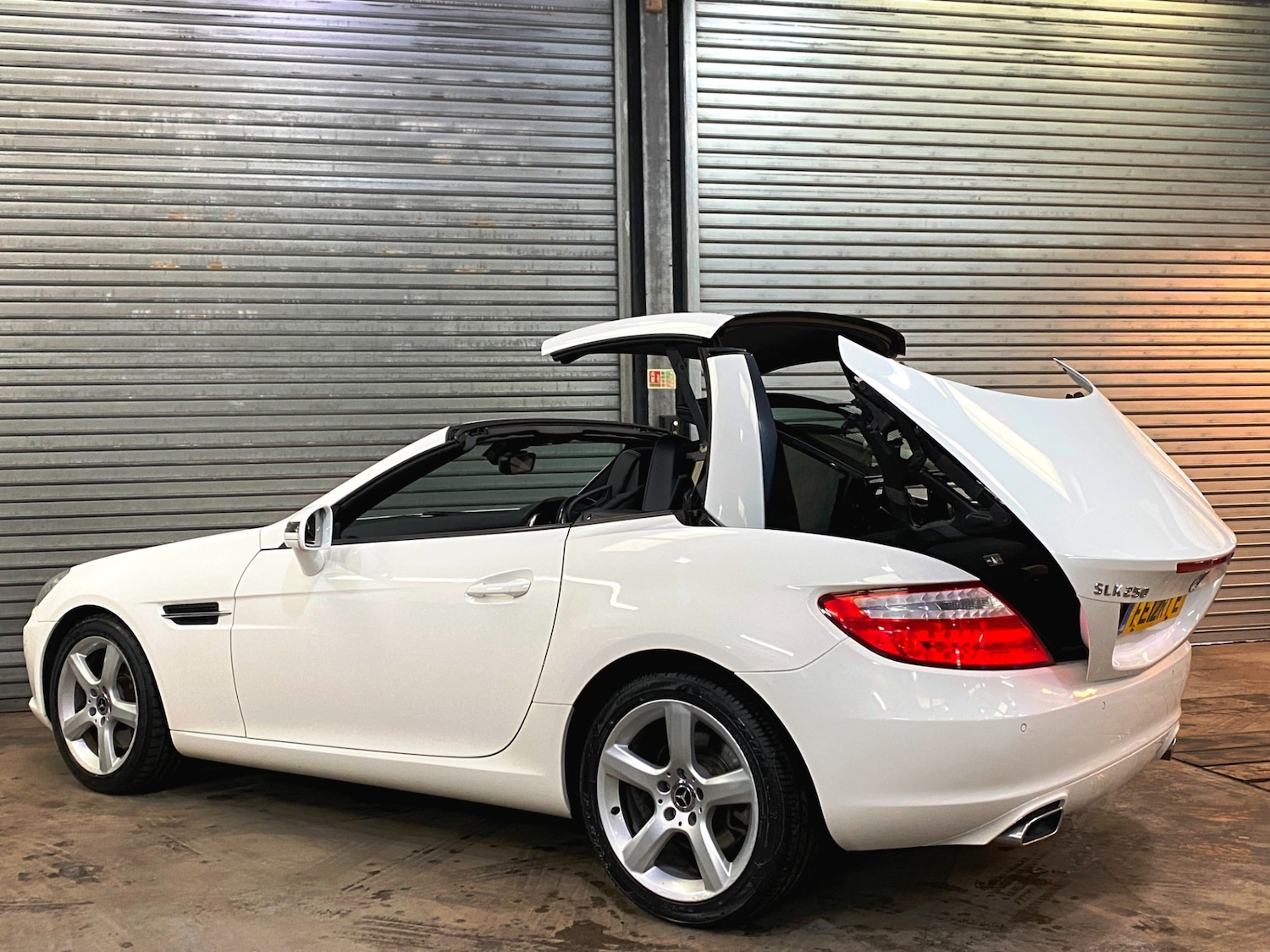 Used Mercedes-Benz SLK 2014 for sale - 76663623: Photo 7