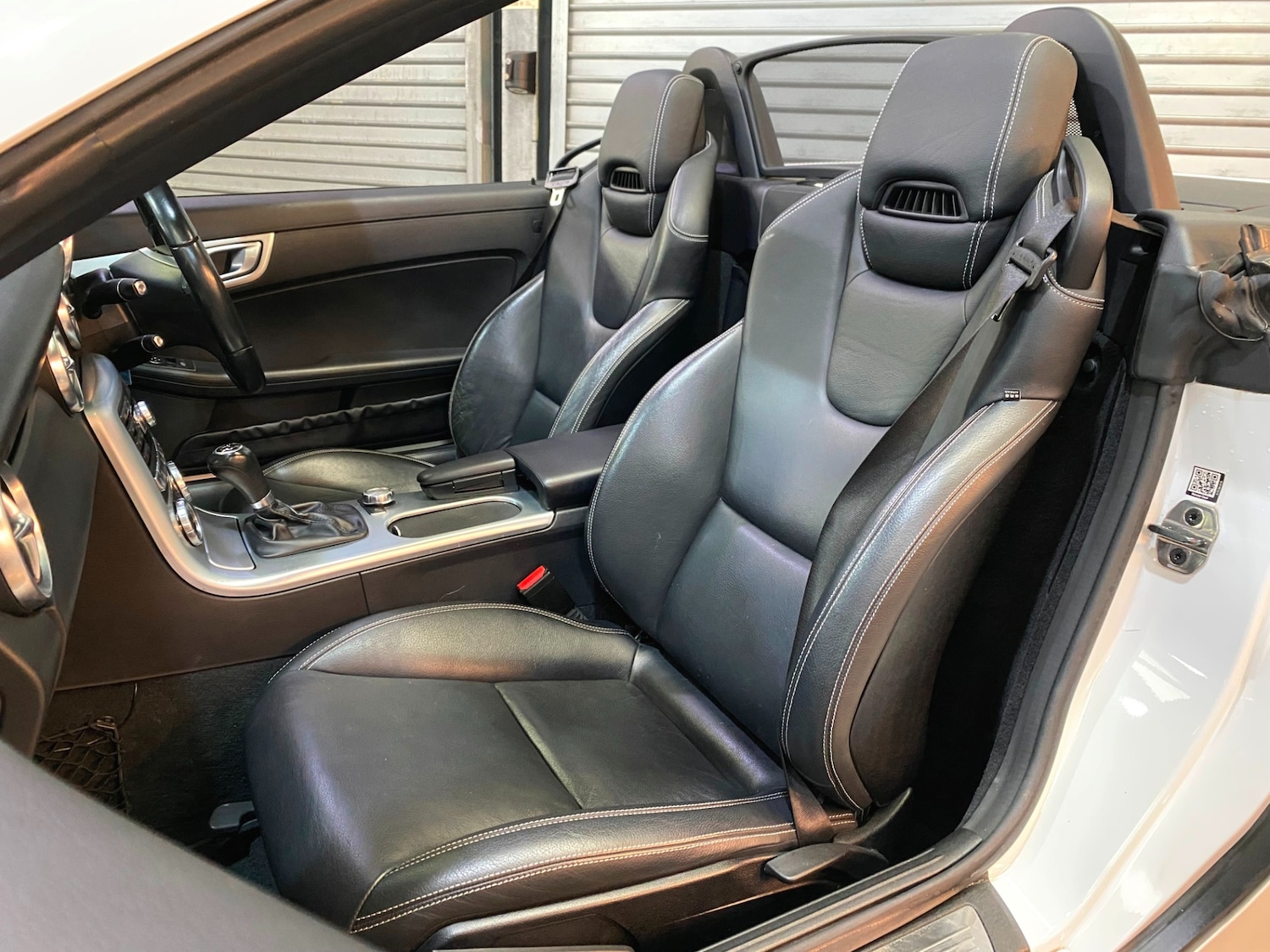 Used Mercedes-Benz SLK 2014 for sale - 76663623: Photo 8