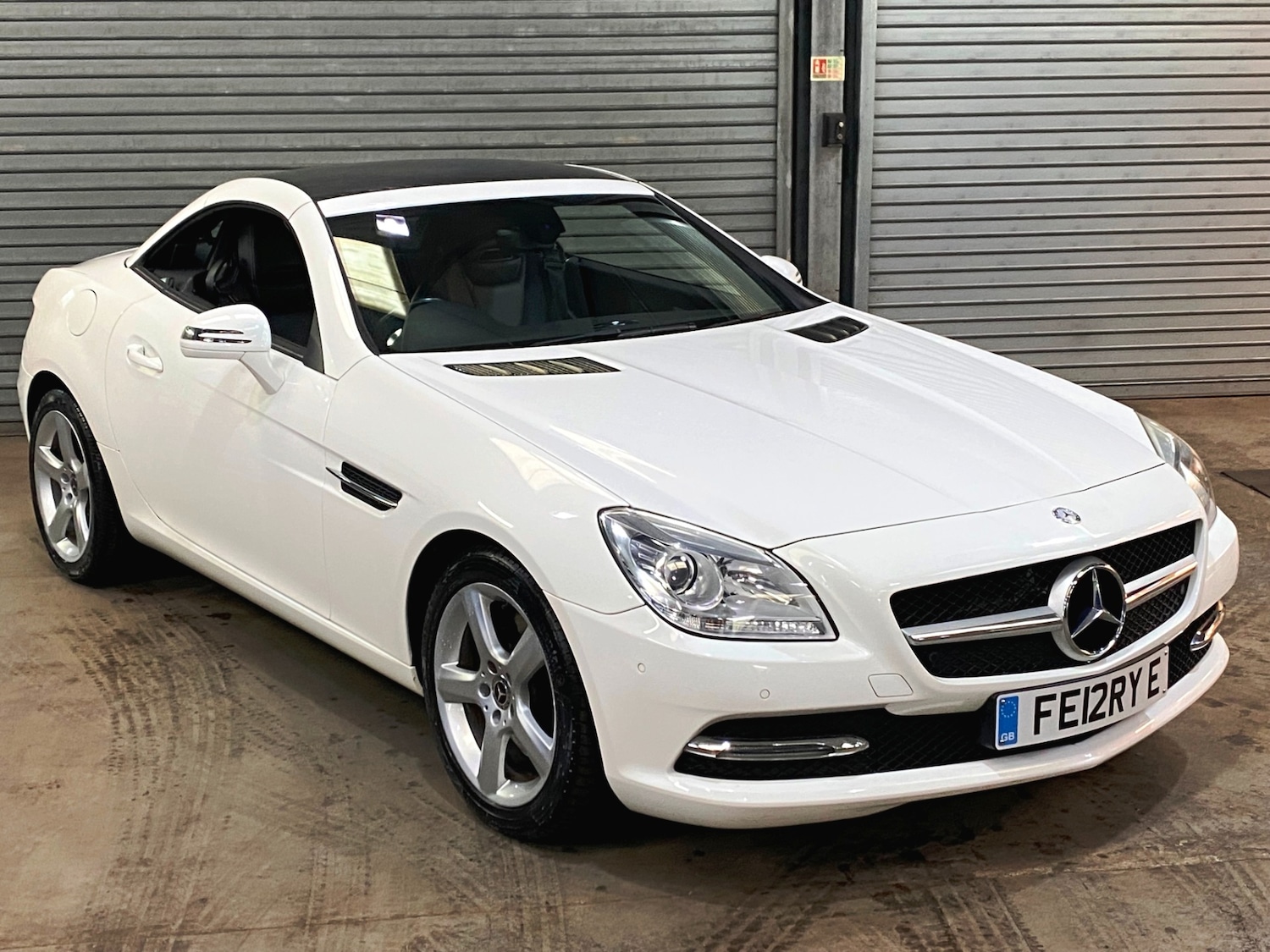 Used Mercedes-Benz SLK 2014 for sale - 76663623: Photo 9