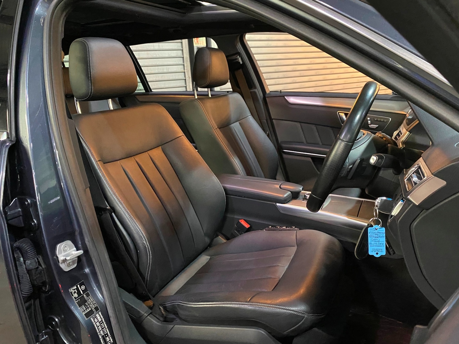 Used Mercedes-Benz E Class 2015 for sale - 76961211: Photo 10