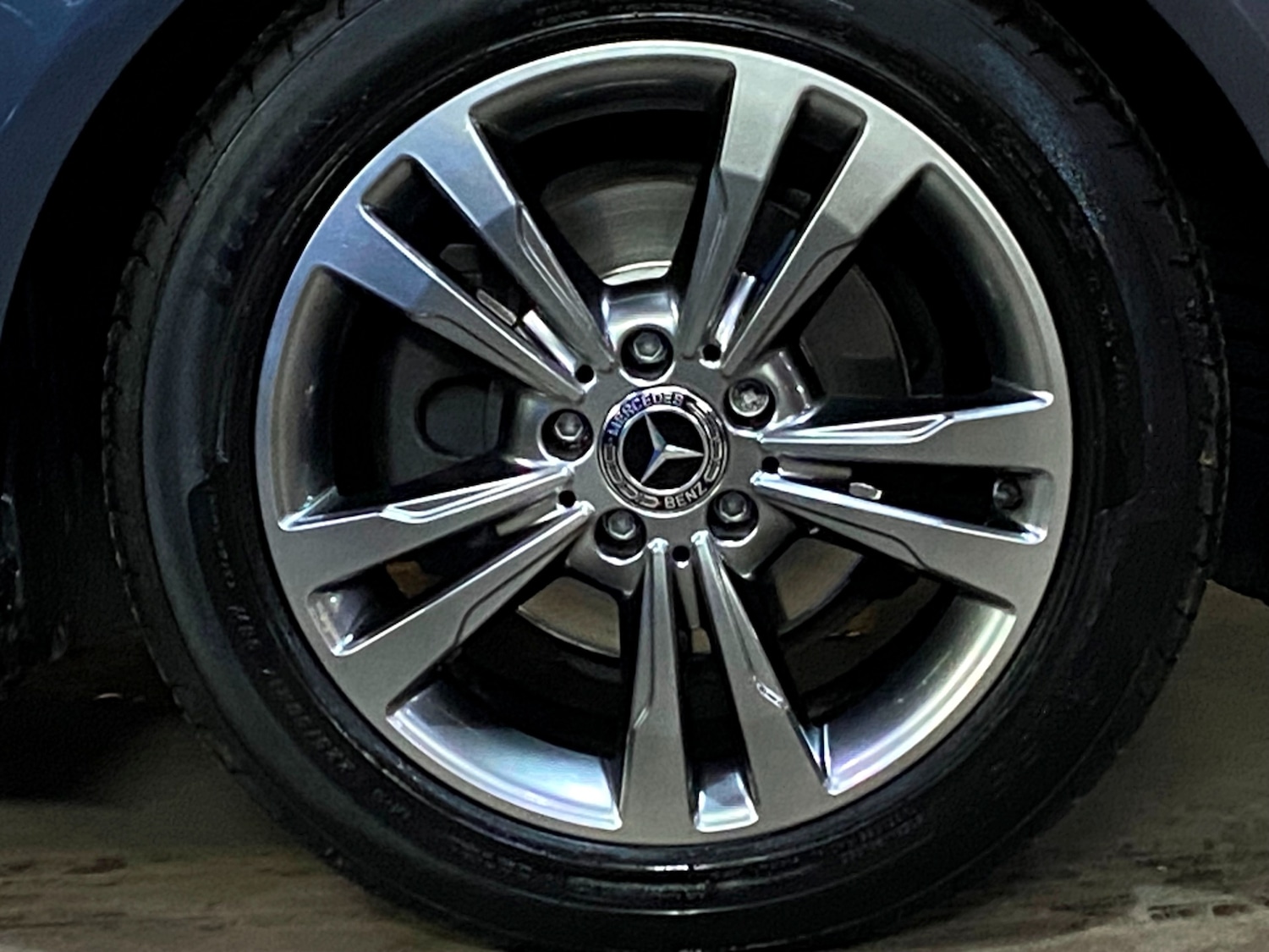 Used Mercedes-Benz E Class 2015 for sale - 76961211: Photo 11