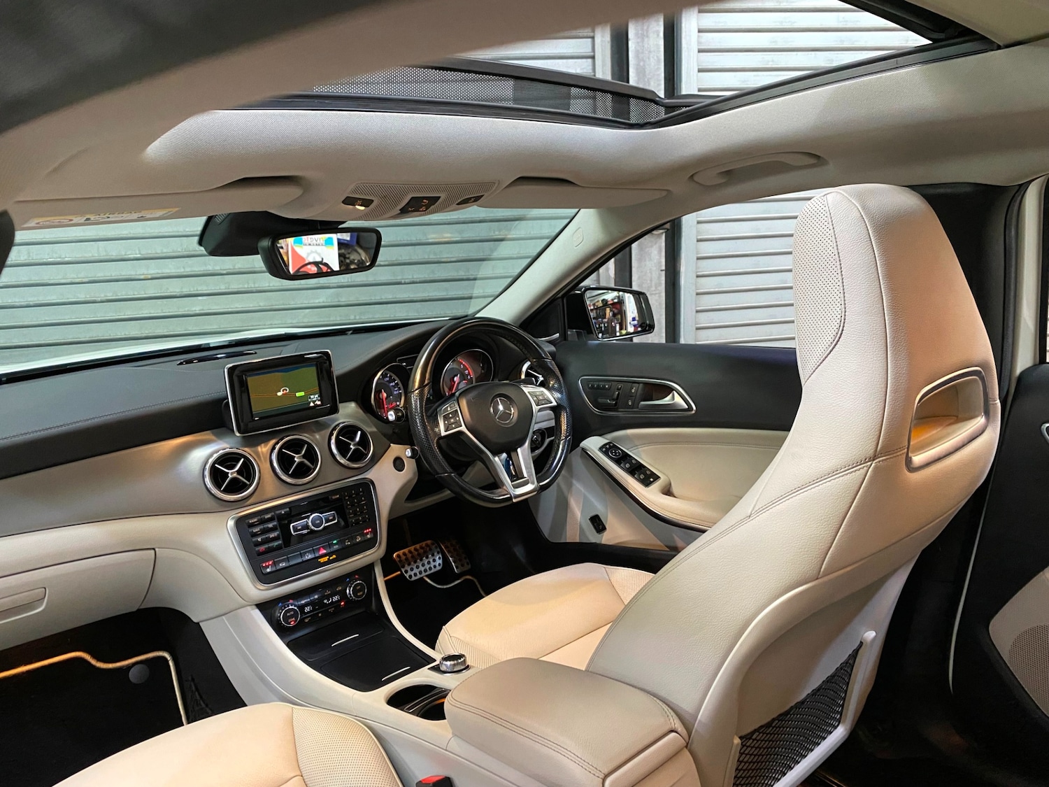 Used Mercedes-Benz GLA 2014 for sale - 76589121: Photo 2