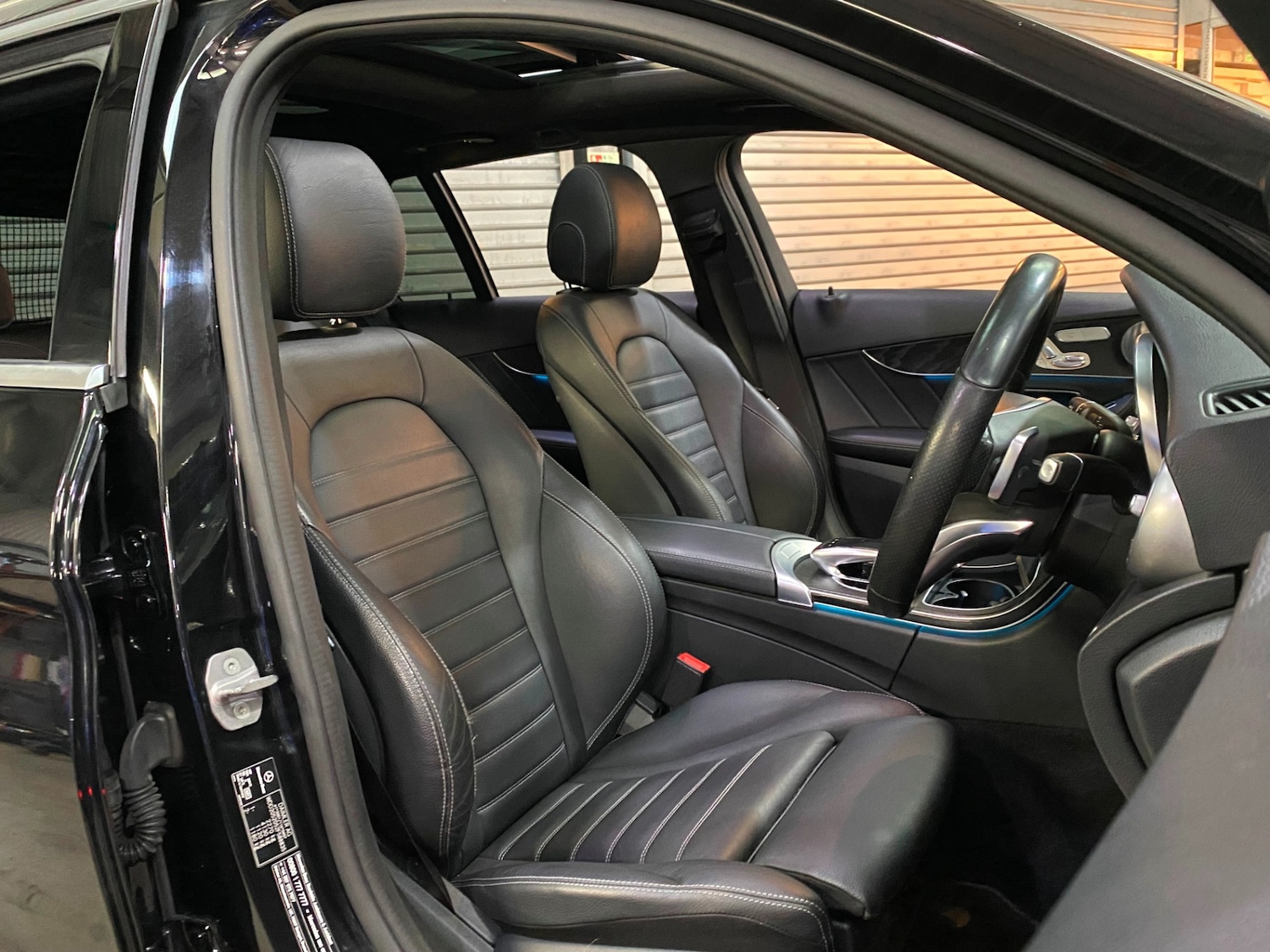 Used Mercedes-Benz C Class 2017 for sale - 77352165: Photo 10