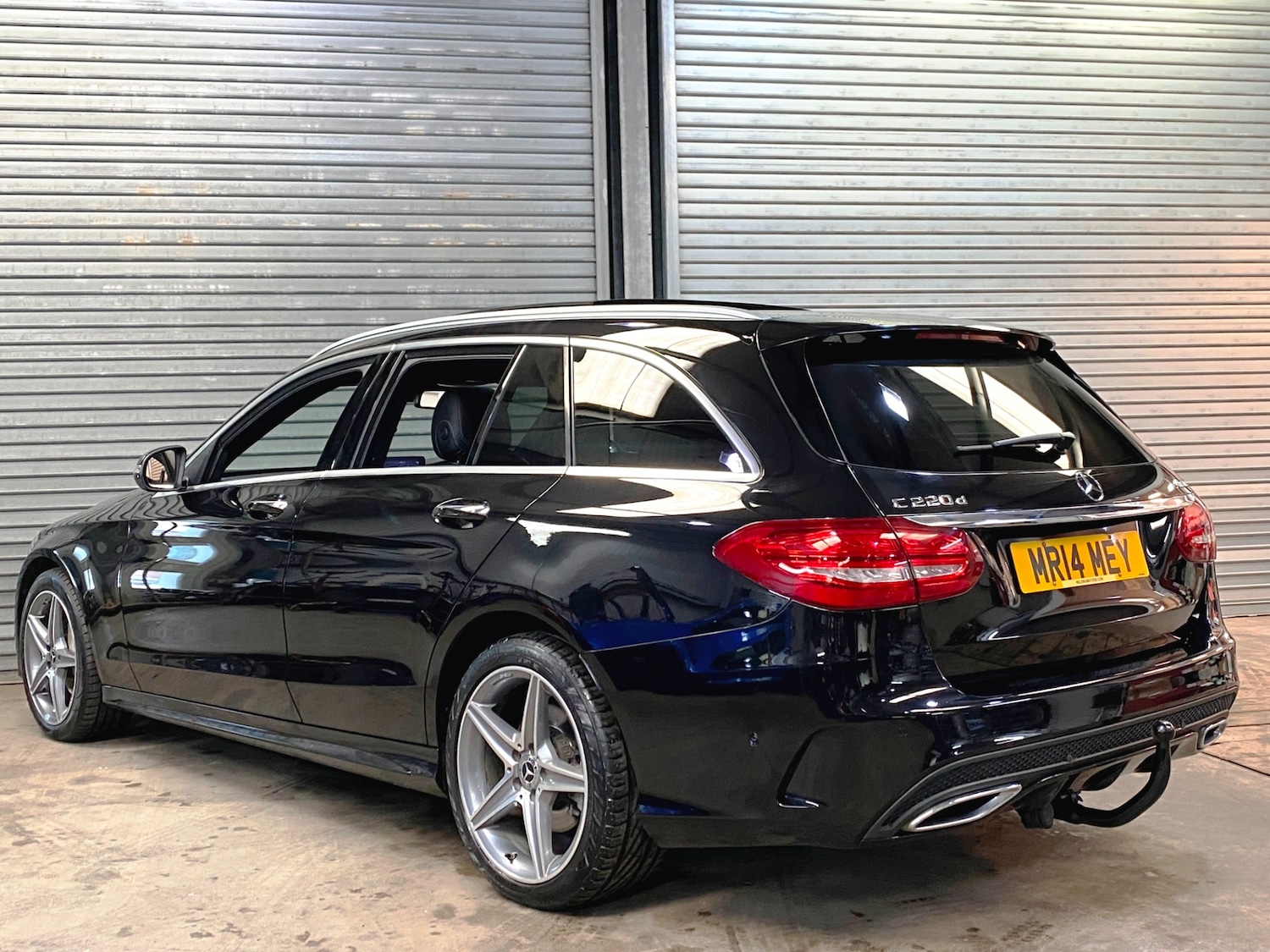 Used Mercedes-Benz C Class 2017 for sale - 77352165: Photo 5