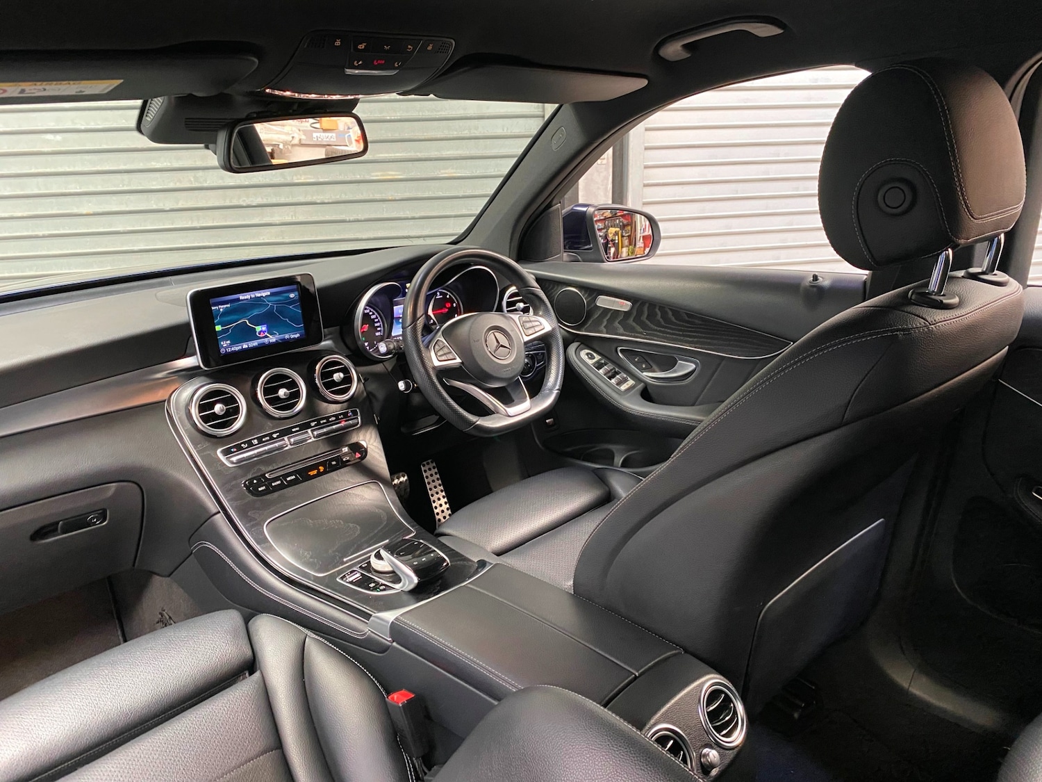 Used Mercedes-Benz GLC 2016 for sale - 77844664: Photo 2