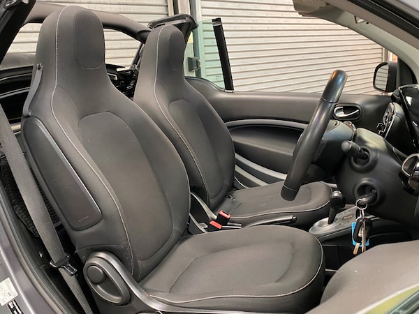 Used smart fortwo 2016 for sale - 76171686: Photo 10