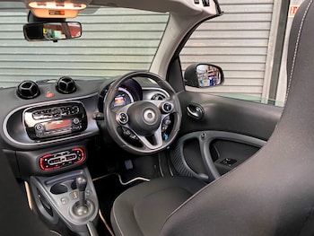 Used smart fortwo 2016 for sale - 76171686: Photo 2