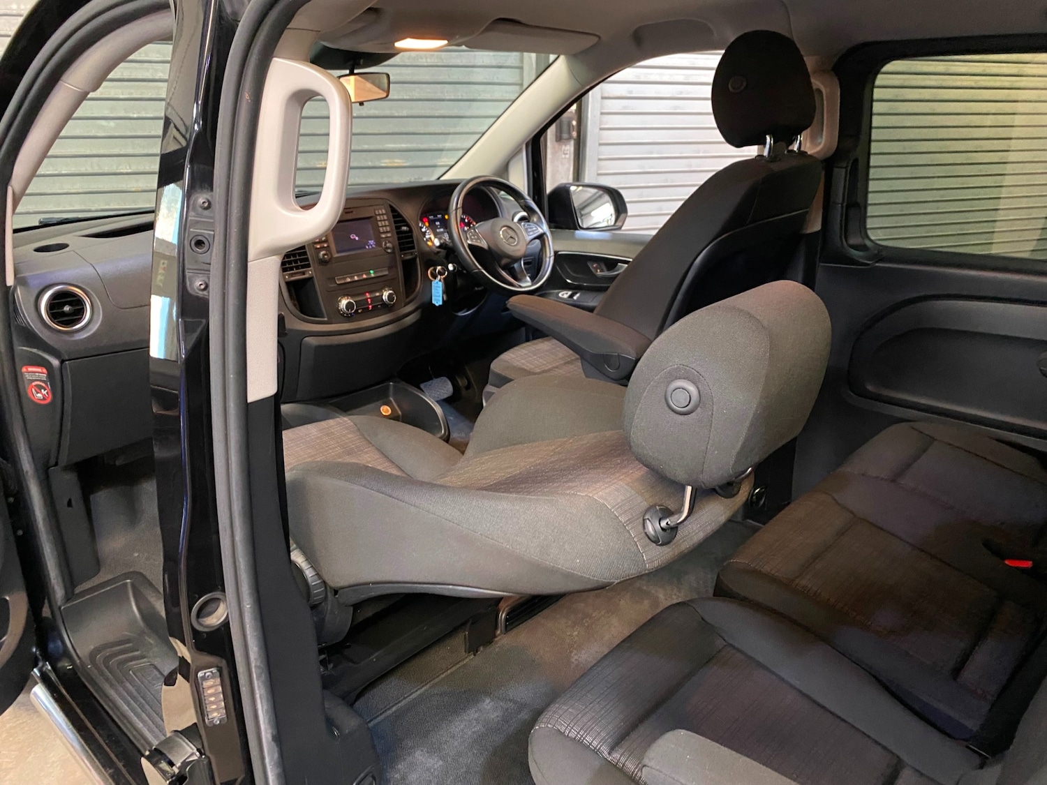 Used Mercedes-Benz Vito 2016 for sale - 77003725: Photo 4