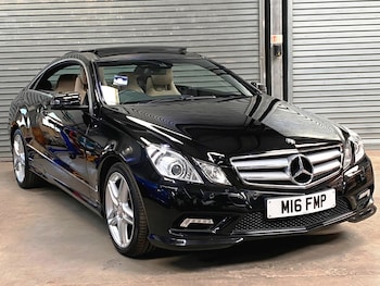 Used Mercedes-Benz E Class 2011 for sale - 79536582: Photo