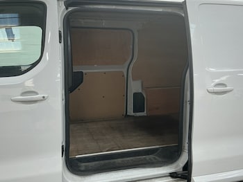 Used Vauxhall Vivaro 2024 for sale - 78948554: Photo
