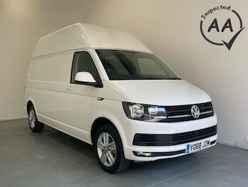Used Volkswagen Transporter 2018 for sale - 79150700: Photo