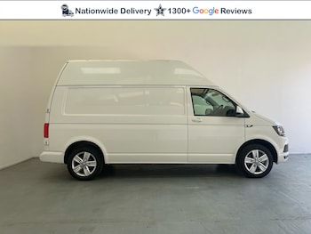 Used Volkswagen Transporter 2018 for sale - 79150700: Photo