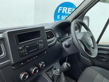 Used Nissan Interstar 2022 for sale - 79269345: Photo