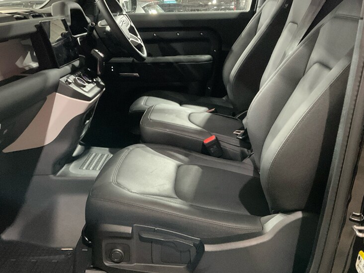 Used Land Rover Defender 2024 for sale - 77413925: Photo 2