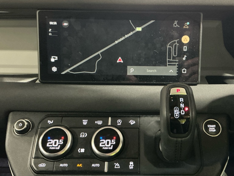 Used Land Rover Defender 2023 for sale - 78036767: Photo 7