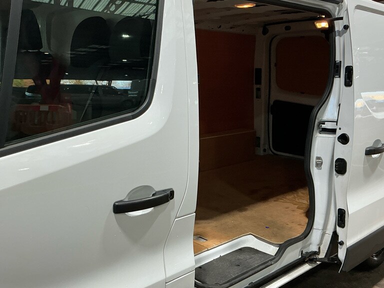 Used Renault Trafic 2023 for sale - 77762685: Photo 5