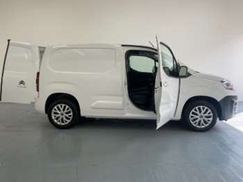 Used Citroen Berlingo 2023 for sale - 68352297: Photo