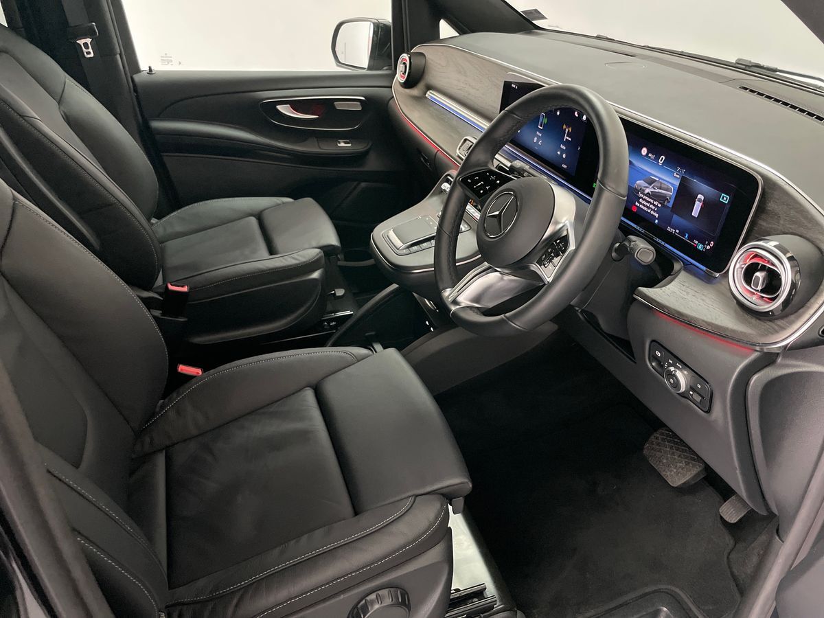 Used Mercedes-Benz V-Class 2024 for sale - 76344027: Photo 12