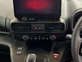 Used Vauxhall Combo 2024 for sale - 77552399: Photo