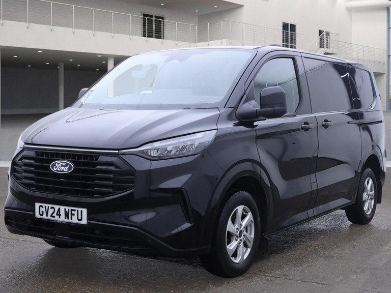 Used Ford Transit Custom 2024 for sale - 77232223: Photo 2