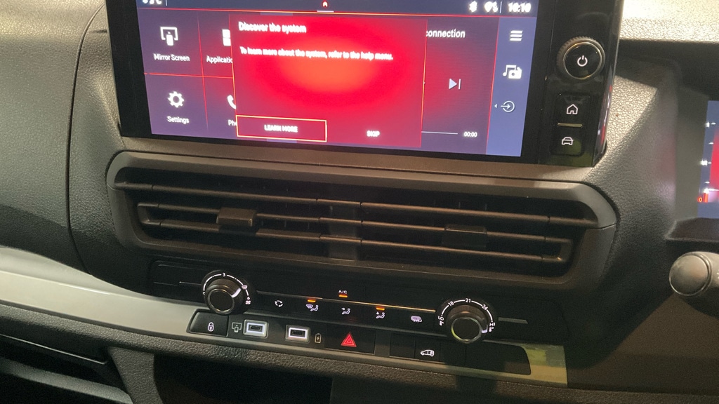 Used Vauxhall Vivaro 2024 for sale - 77225028: Photo 6