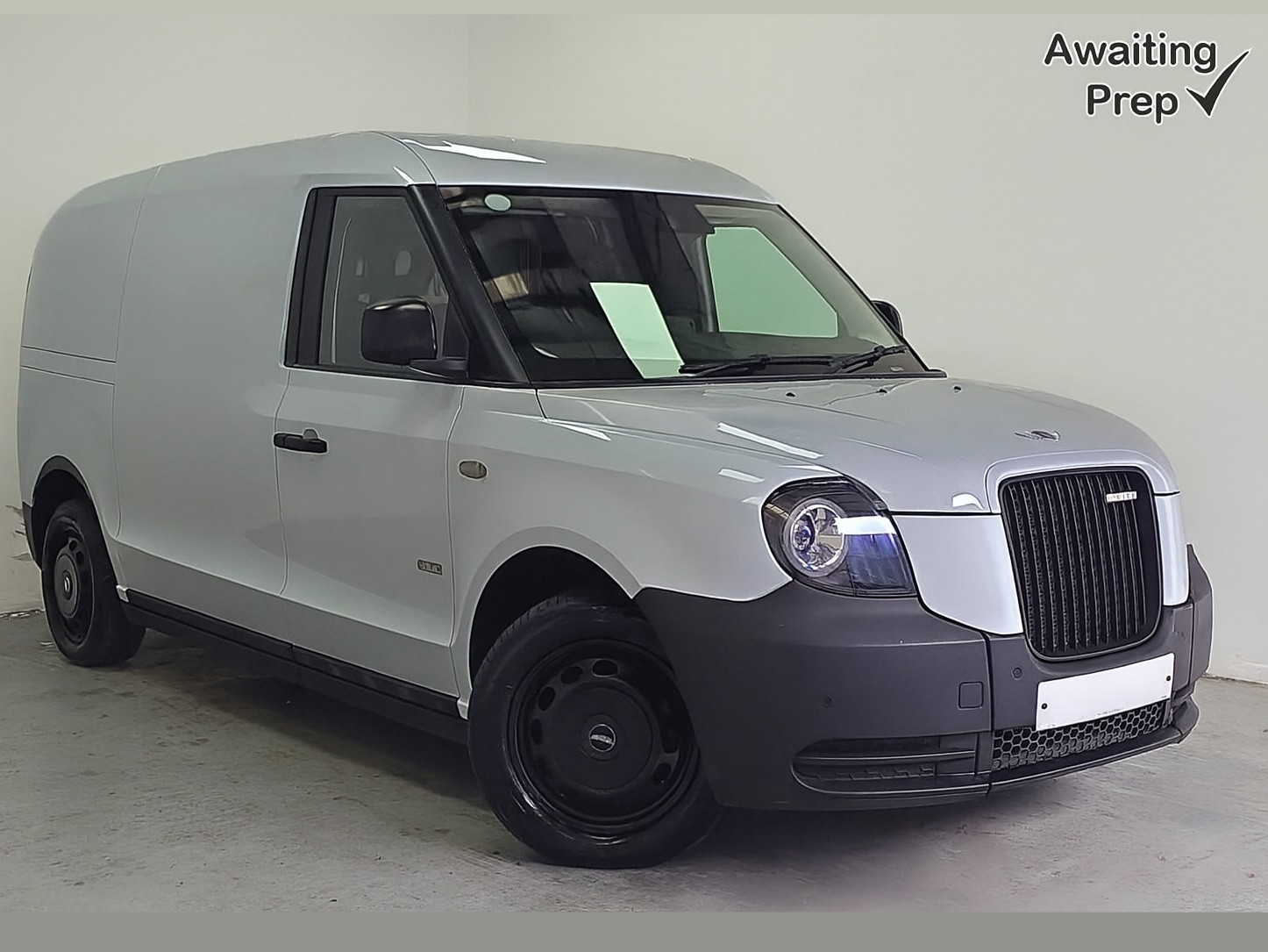 Used LEVC VN5 2022 for sale - 77281081: Photo 1