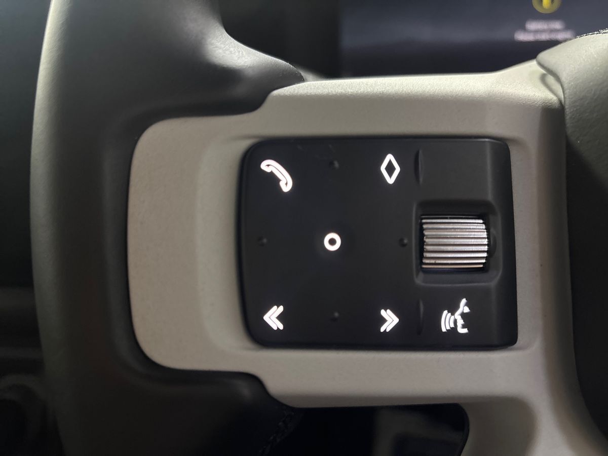 Used Land Rover Defender 2025 for sale - 77406347: Photo 14