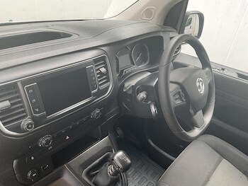 Used Vauxhall Vivaro 2024 for sale - 79230088: Photo