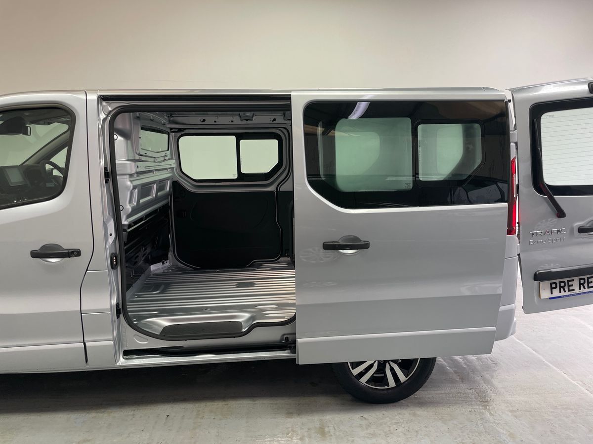 Used Renault Trafic 2025 for sale - 76907964: Photo 6