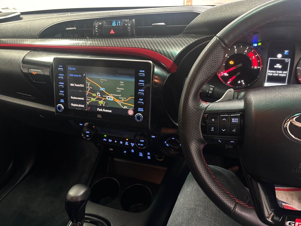 Used Toyota Hilux 2023 for sale - 77576465: Photo 14