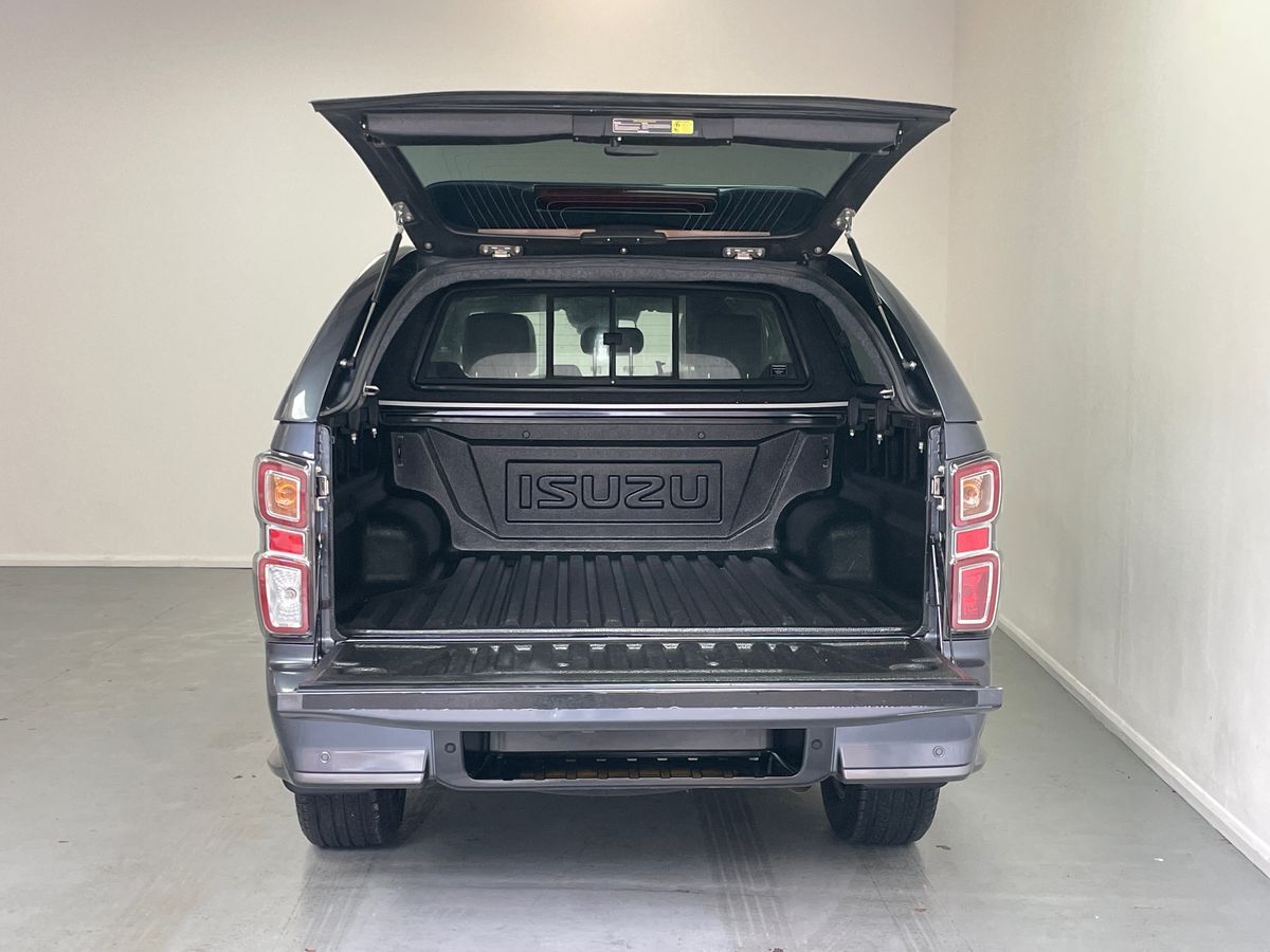 Used Isuzu D-Max 2022 for sale - 76948302: Photo 8