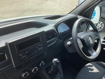 Used Renault Master 2024 for sale - 79241274: Photo