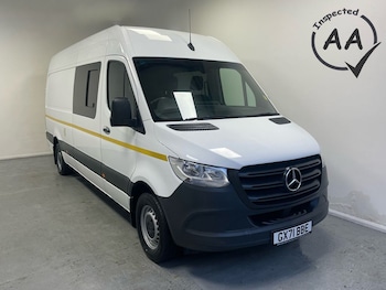 Mercedes-Benz Sprinter feature image