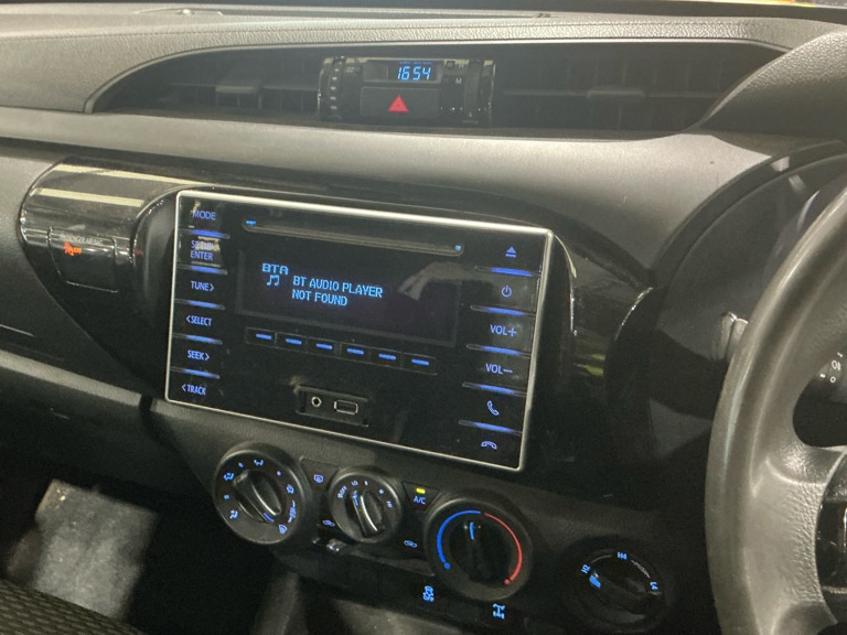 Used Toyota Hilux 2020 for sale - 76494101: Photo 9