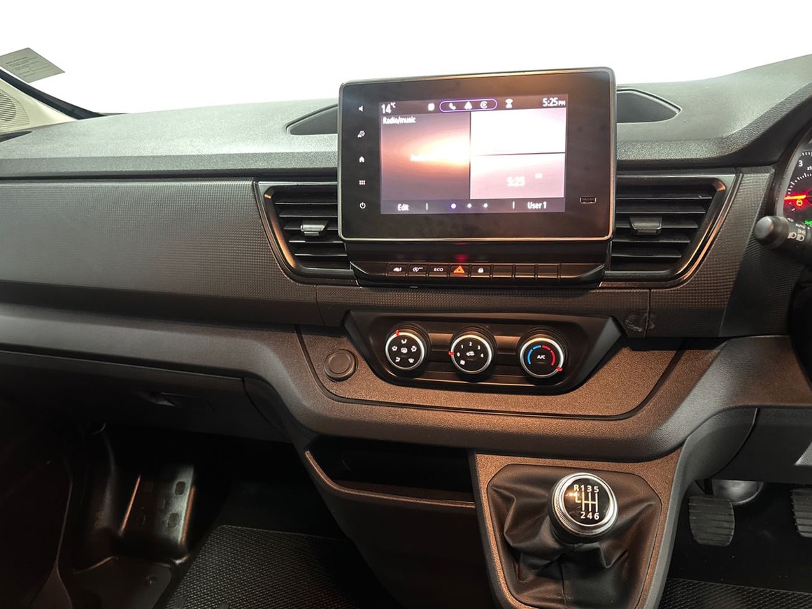 Used Renault Trafic 2023 for sale - 76841949: Photo 18