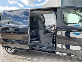 Used Ford Tourneo Custom 2024 for sale - 79317745: Photo