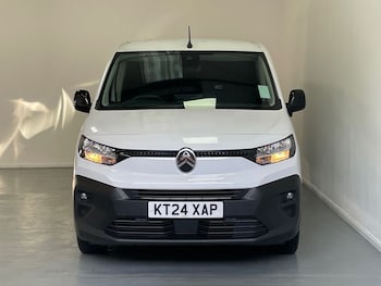 Used Citroen Berlingo 2024 for sale - 76420644: Photo