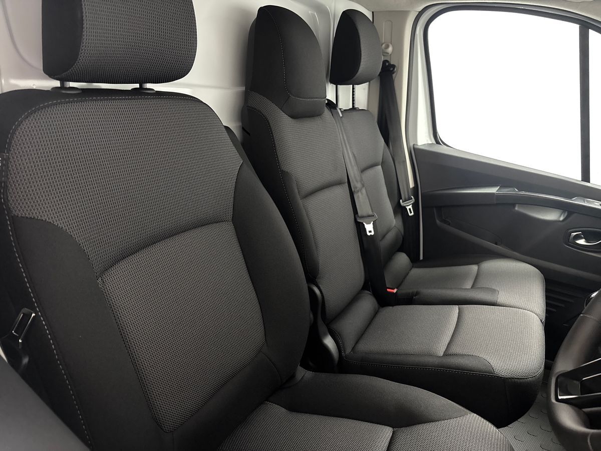 Used Renault Trafic 2025 for sale - 77071099: Photo 11