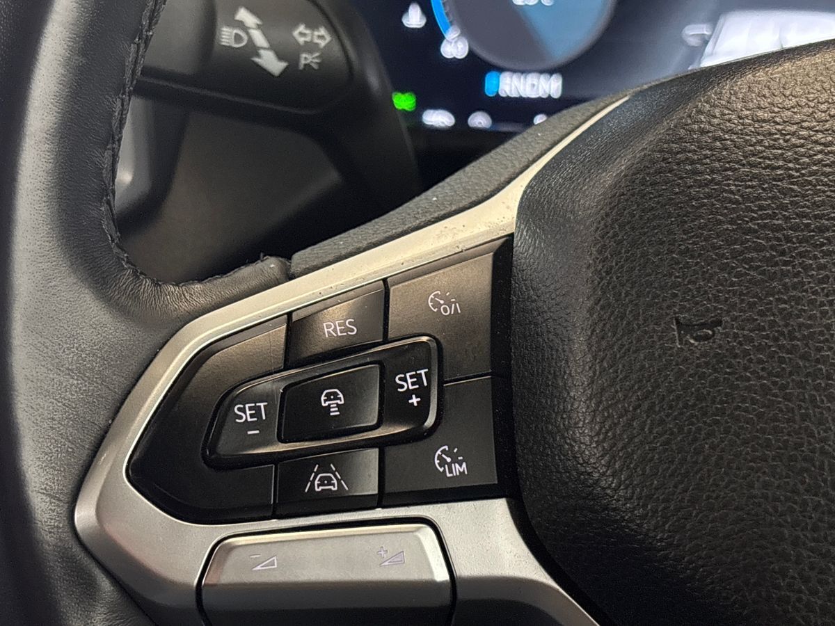 Used Volkswagen Amarok 2024 for sale - 77660368: Photo 17