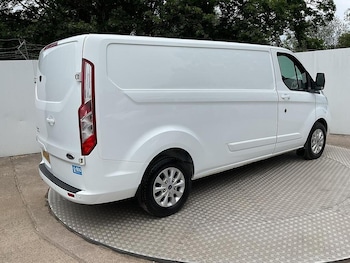 Used Ford Transit Custom 2023 for sale - 79226104: Photo