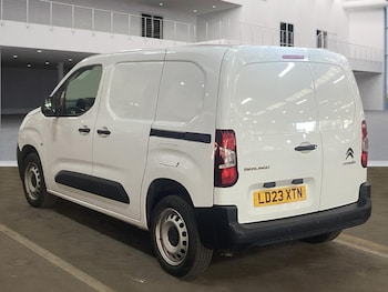 Used Citroen Berlingo 2023 for sale - 76420426: Photo