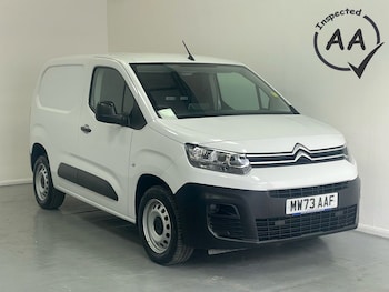 Used Citroen Berlingo 2023 for sale - 75409656: Photo