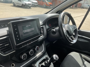 Used Renault Trafic 2024 for sale - 79241319: Photo