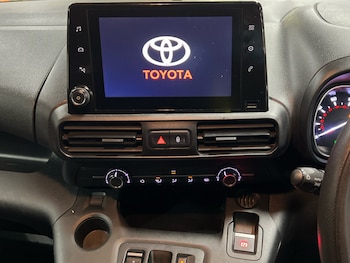 Used Toyota ProAce 2024 for sale - 77653165: Photo