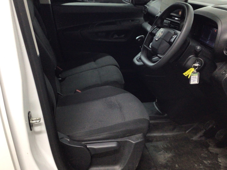 Used Citroen Berlingo 2024 for sale - 76494020: Photo 9